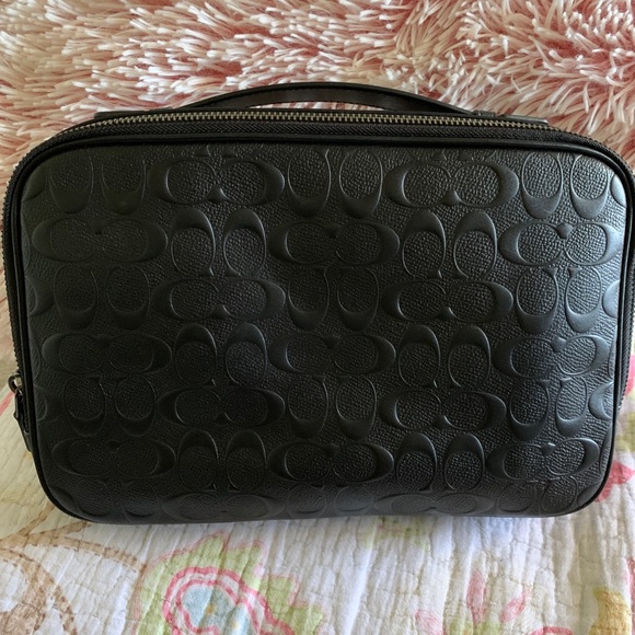 Multifunction leather pouch - Picture 4 of 7